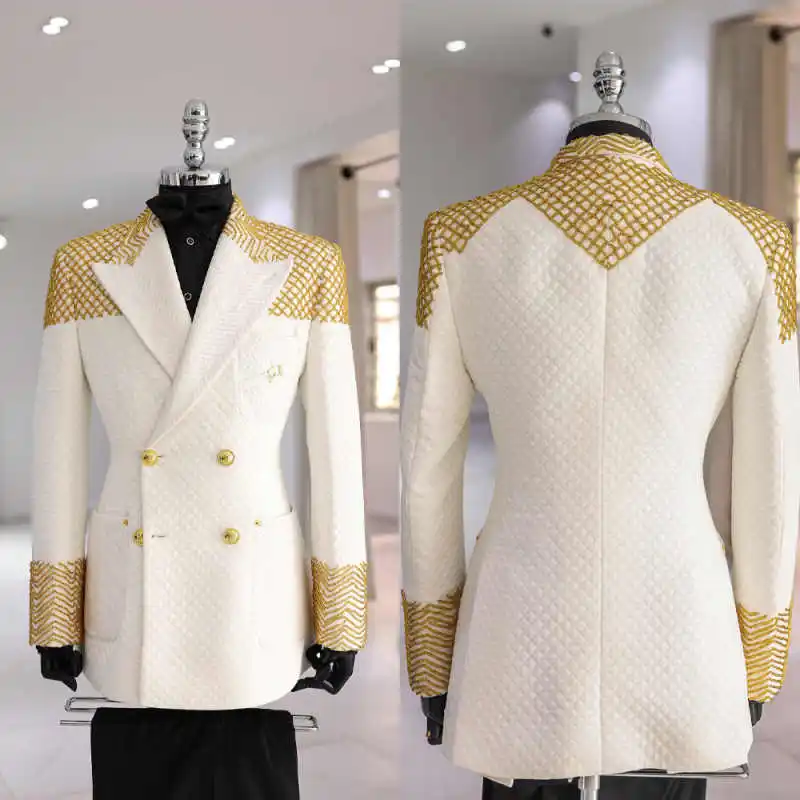 

Fashion Beaded Men Suits Double Breasted Peaked Lapel Jacket Sets Classic Fit Groom Wedding Customized 2 Pieces Tuxedos
