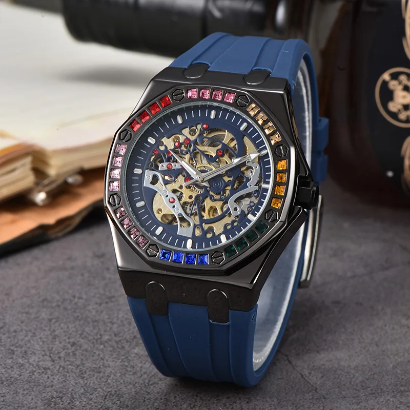 Black dial Men Mechanical Watch Latest Silicone Strap Diamond Automatic Character Business Wrist Watch