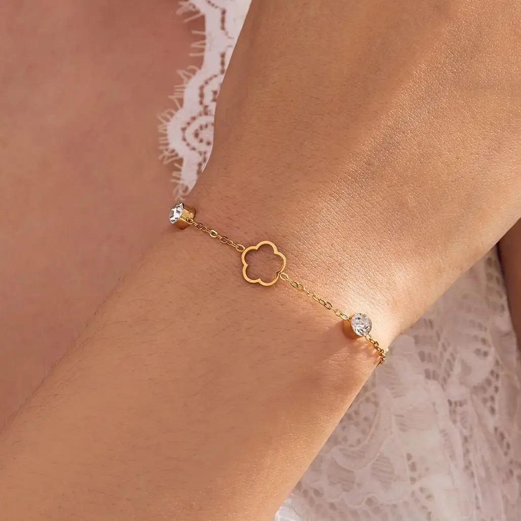 

Stainless Steel Hollow Plum Blossom Crystal Bracelet for Women Minimalist Lucky Five-petal Flower Zirconia Bracelet Jewelry Gift