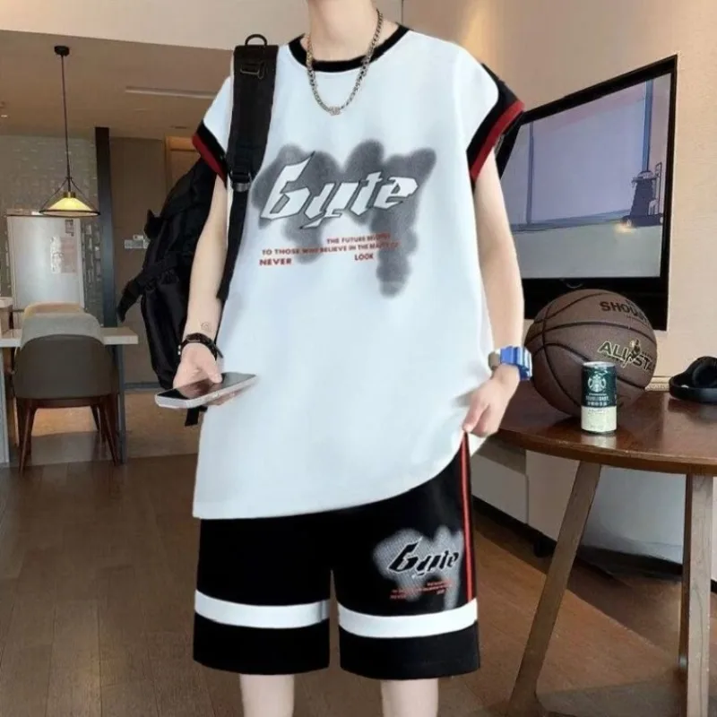 Men's Summer Hong Kong Style Sleeveless Tank Top Set 2025 New Streetwear Loose Fit Teens Casual Two Piece Outfit