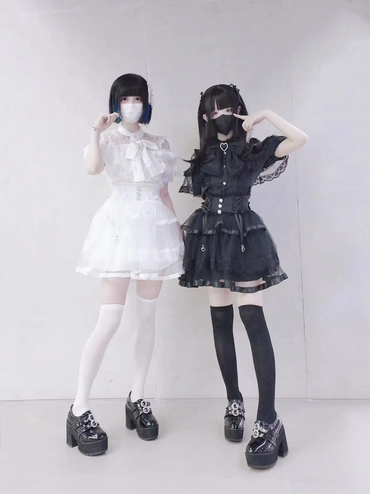 和風ゴシックスカート半袖シャツセット女の子甘いクールキュートなリボンスリムフィットトップパフィースカート女性のロリータ衣装