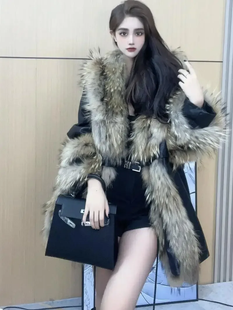 New 2024 Winter Clothes High-end Raccoon Fur Jacket Women Fashion Loose Fur Splicing Loose High-street Cape Coat Leather Coats