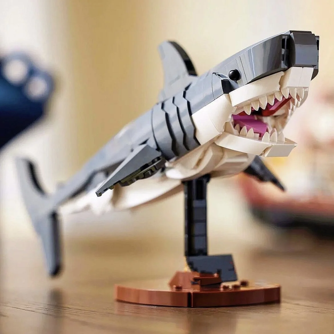 2024 nuovo 21350 Jaws Diorama Boat Shark Pirate Ship Building Blocks barca da pesca modello mattoni giocattoli regalo di compleanno per bambino