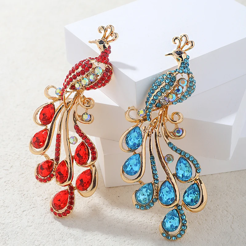 Fashion Rhinestone Peacock Brooches For Women Clothing Coat Jewelry Party Accessries Gifts