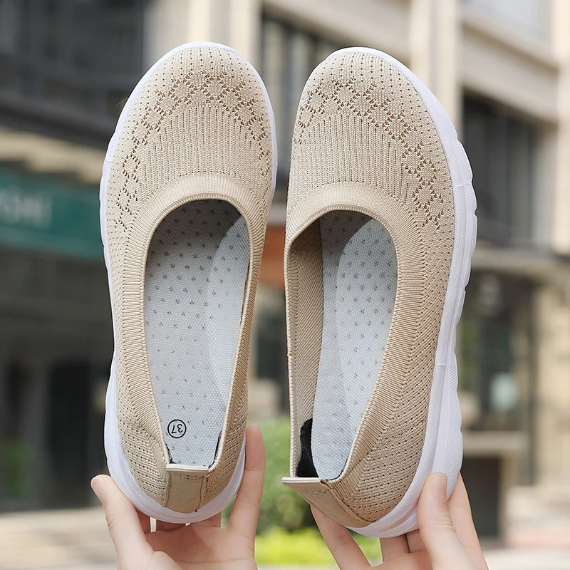 2023 Women Fashion Socks Shoes Casual White Sneakers Summer knitted Vulcanized Shoes Women Trainers Tenis Feminino