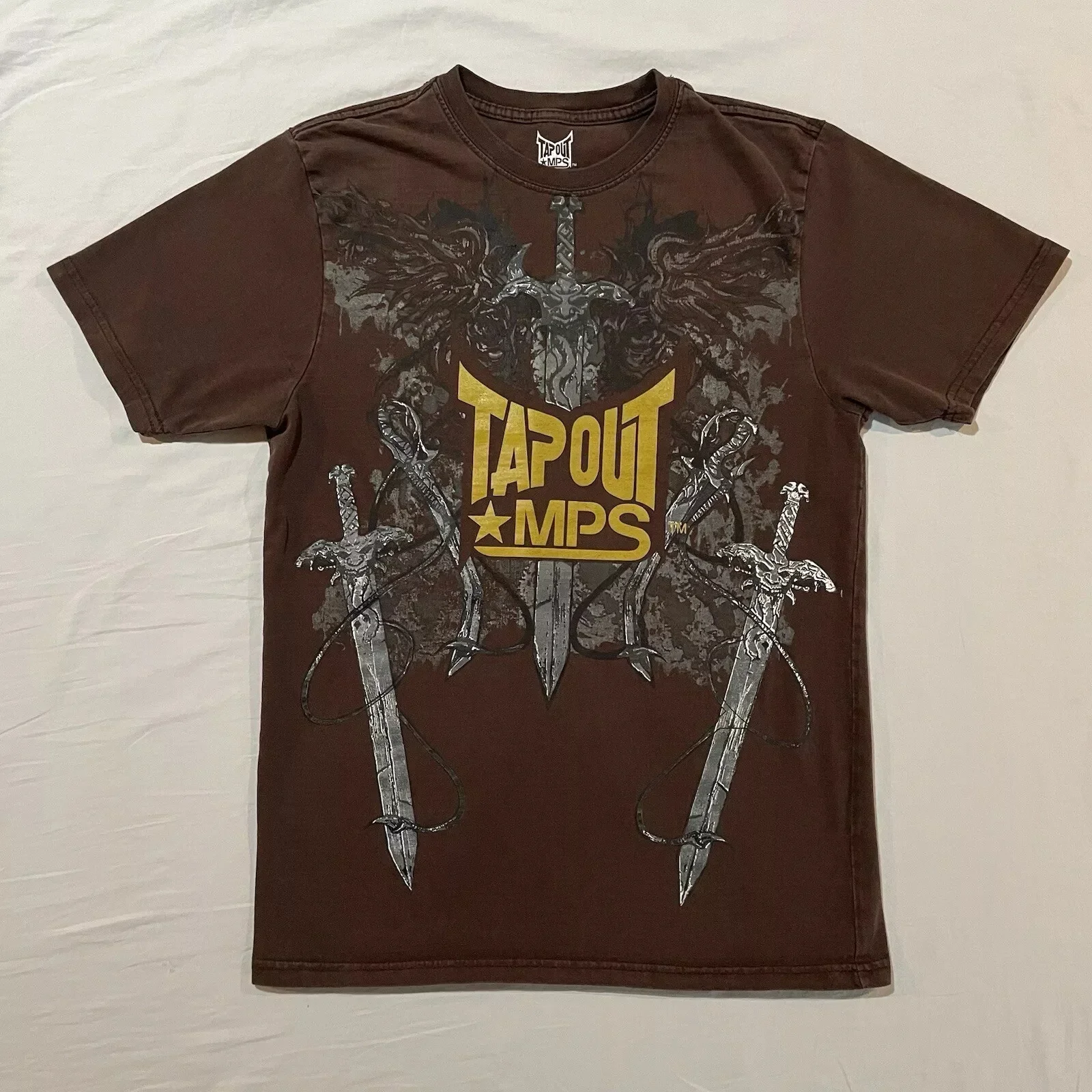 2000s T Shirt Men Tap out Medium Wings Cyber Grunge Painful Style Vintage Short Sleeved Gothic Clothing Tops Streetwear