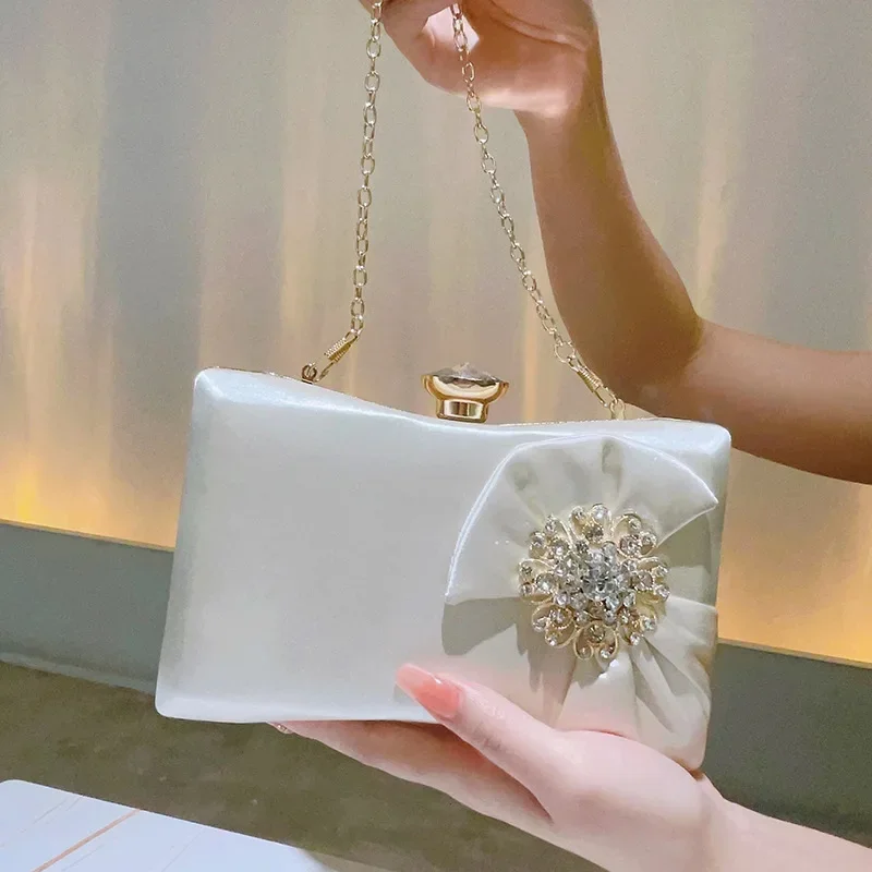 Elegant Rhinestone Evening Bag Classic Formal Dinner Handbag Women's Fashion Clutch Purse for Party Wedding Prom Shoulder Bags