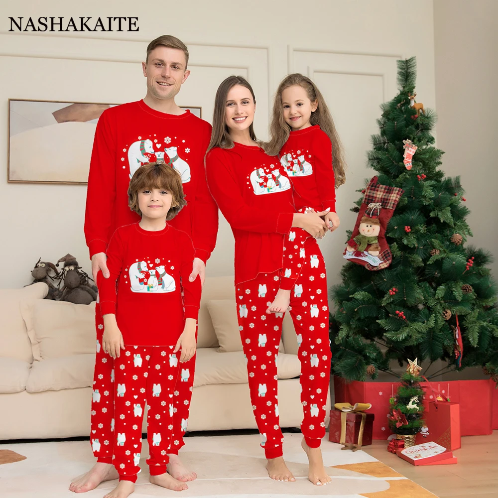 

Red Christmas Family Matching Pajamas Set Mother Father Kids bear snowflake Print Clothes Baby Rompers Family Look Xmas Gift