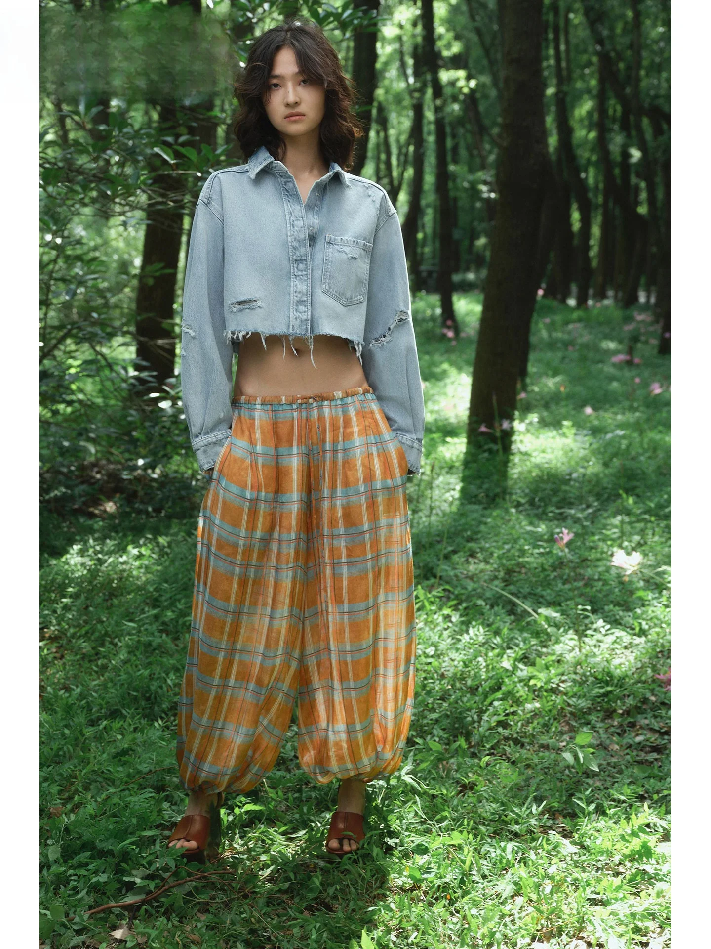 ZAPRHA 2025 Autunno Faion Plaid Midi Vita Lanterna Pantaloni Donna Sensazione allentata Pantaloni casual Donna Premium Pantaloni casual