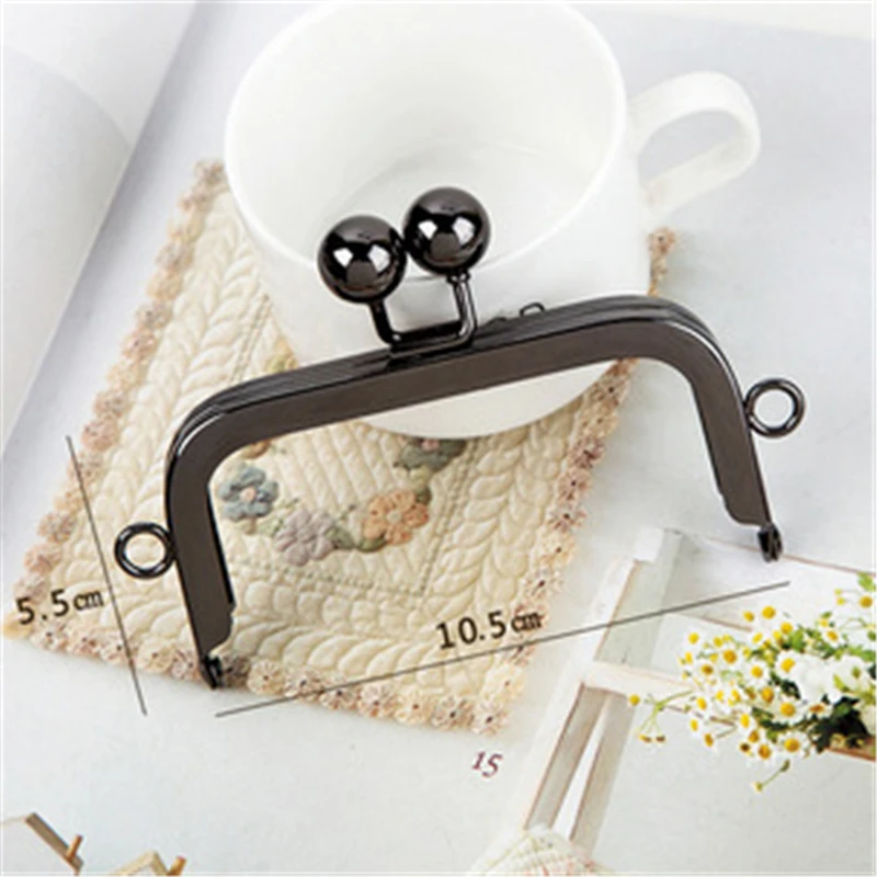 1pc 10.5cm Coin Purse Frame Hanger Embossing Rectangle Metal Kiss Clasp Lock Accessories Frame Handle for Wallet Handbag Parts