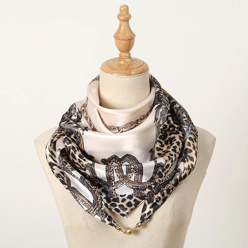 Leopard Chain Printed Magnetic Square Scarf Women Satin Silk Muffler New Style Neckerchief Ladies Casual Simple scarves Bandelet