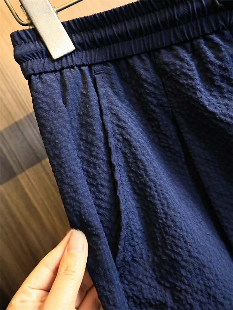 Elegant Lightweight Summer Men's Casual Pants Loose Straight Bubble Cloth Fashionable Urban Style Long Trousers for Daily Wear