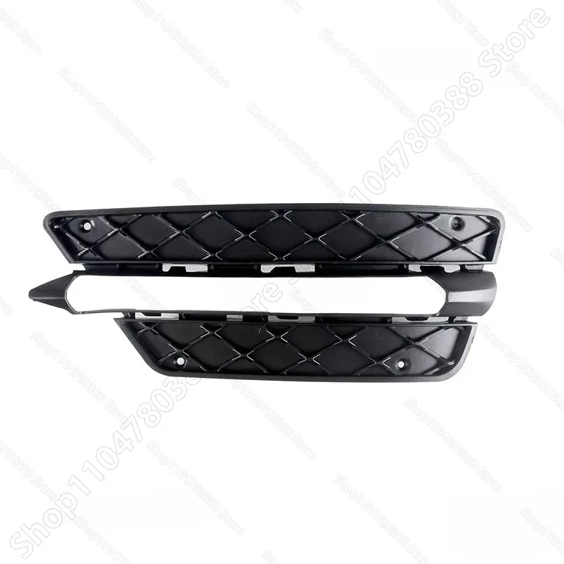 Fog Light Cover Bumper Grille Trim For 2012-2015 Mercedes-Benz C250/300/350 (W204) 2048851353 2048851453 2048852974 2048853074 view 4