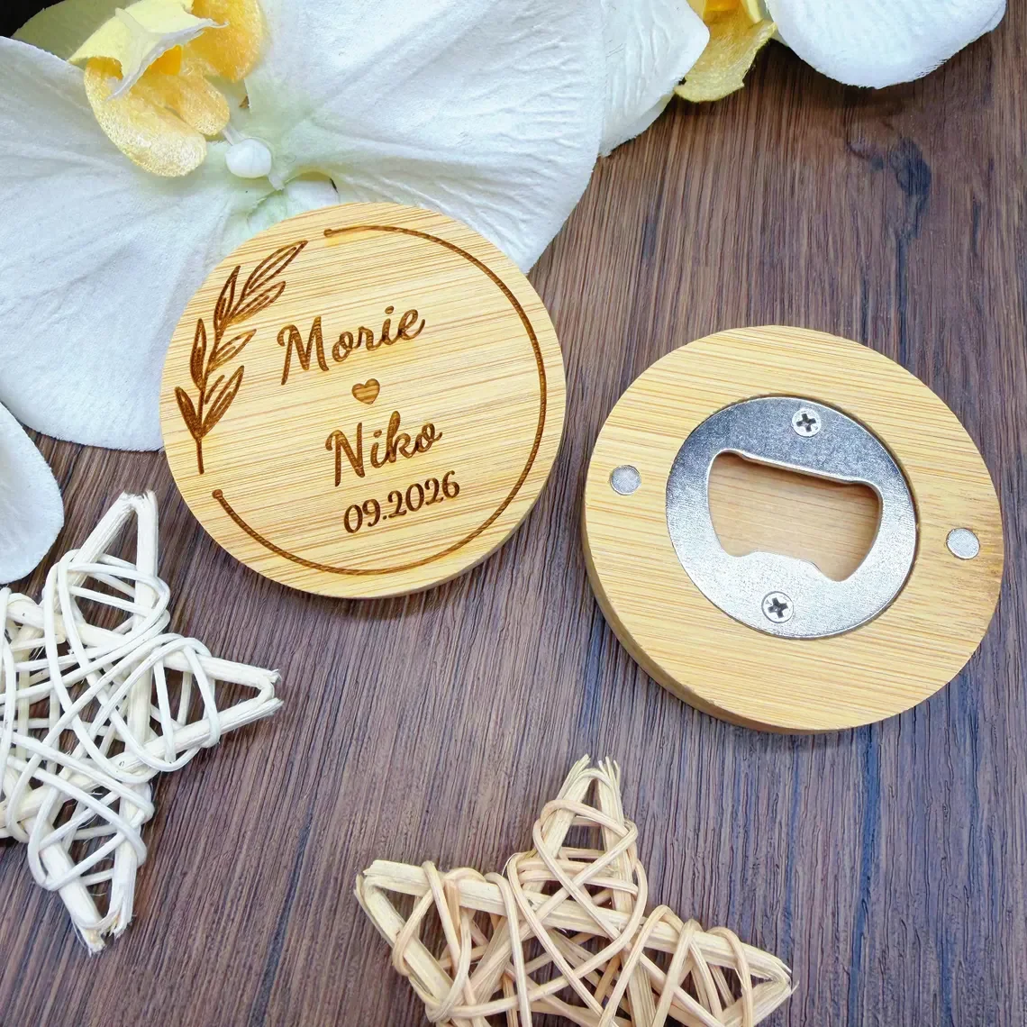 Personalisierte Gravierte Holz-Flaschenöffner, Individuelle Bieröffner-Schlüsselanhänger, Hochzeitsparty-Souvenirs, Vatertags-Geschenke für Männer