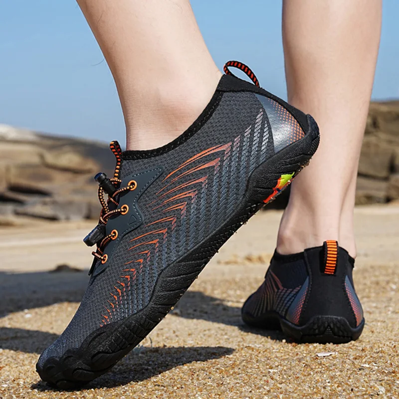 Zapatos descalzos de agua para hombre y mujer, zapatillas ligeras de playa de secado rápido, sandalias deportivas de senderismo, zapatos transpirables de entrenamiento al aire libre, pareja 35-46