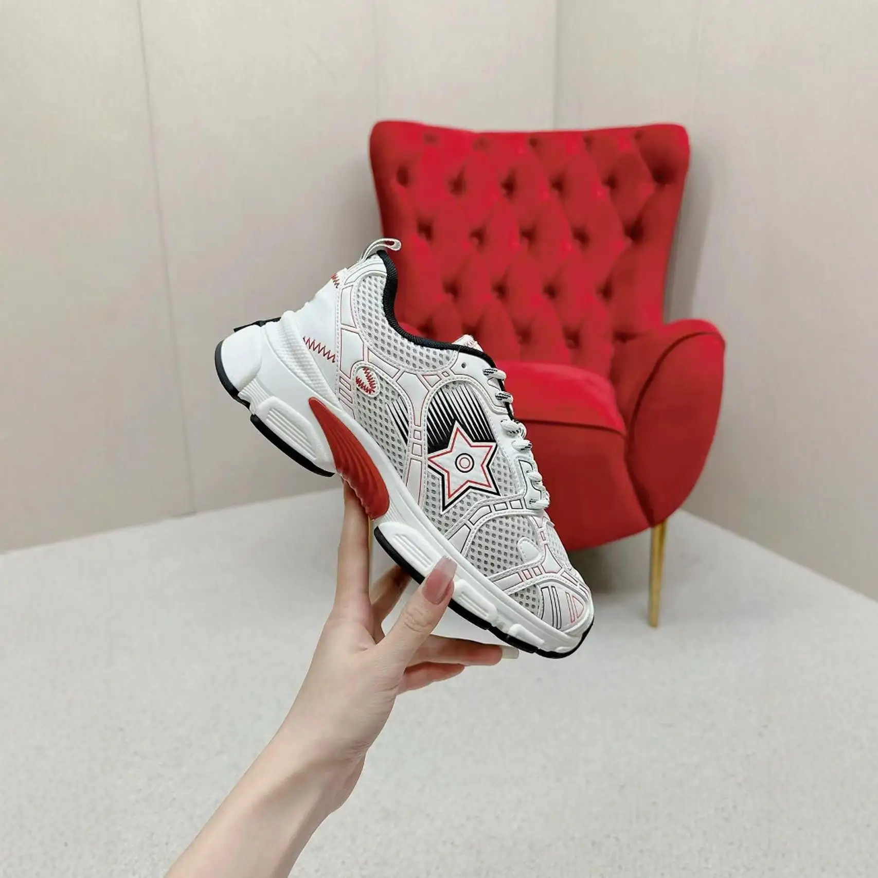 2024 New Men's Shoes Sports Shoes Women's Shoes Running Shoes Luxury High Quality Shock Absorbing Running Shoes Women's Sports S