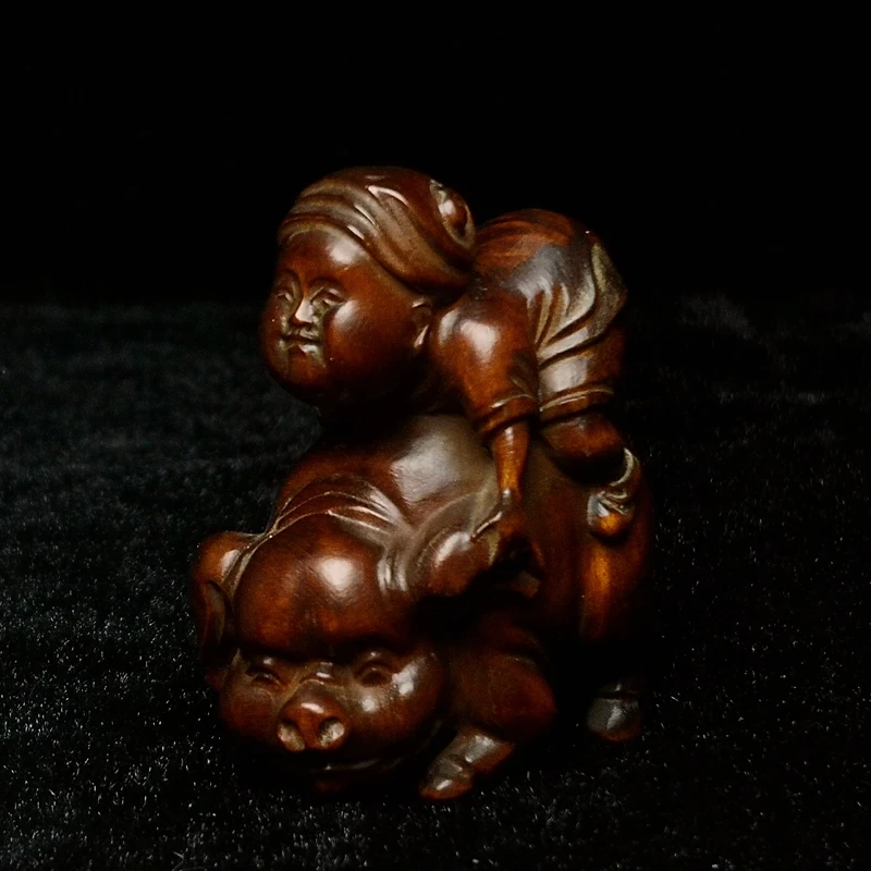 YIZHU CULTUER ART Size 5 × 4 cm Old Japanese boxwood hand carved lovely ride pig boy statue Netsuke Gift