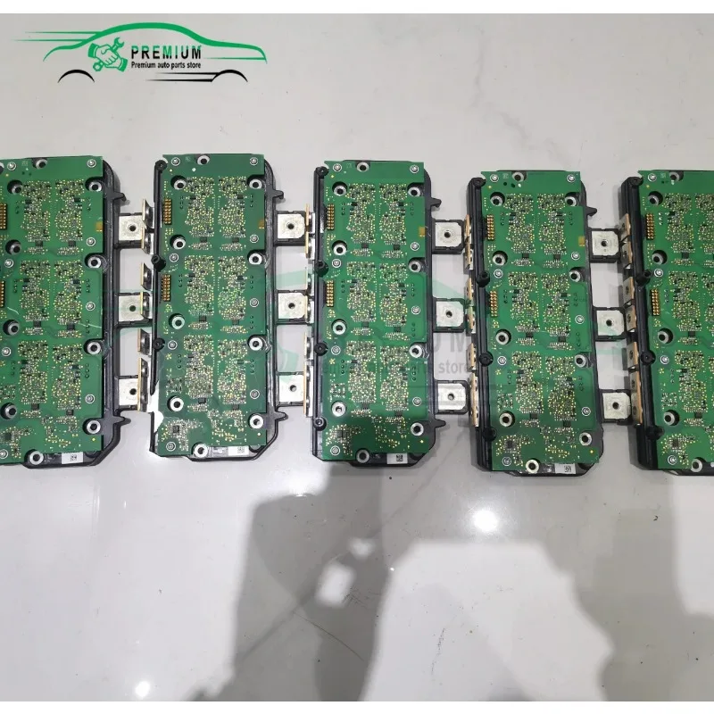 

Original Hybrid Battery Charger Inverter Converter IGBT Crystal Board Fits For Mercedes-Benz W221 S400