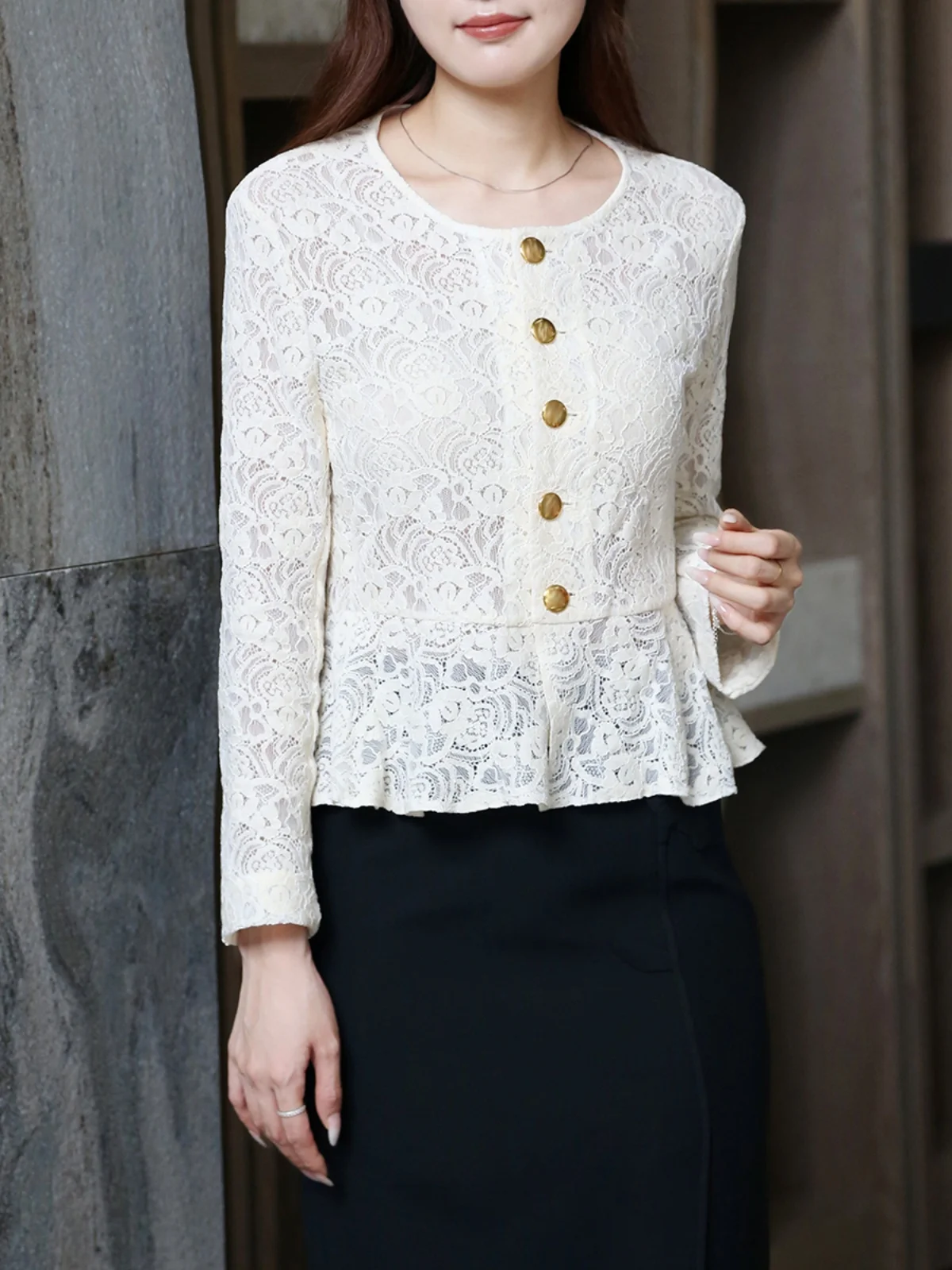 

Пальто YongLeap с круглым вырезом, длинными рукавами, кружевными вставками, на одной пуговице, с вырезами и утяжкой на талии, во французском стиле, из смесового хлопка и шелка