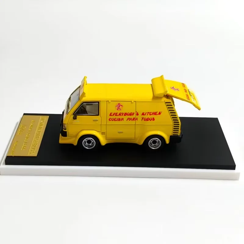 MK modèle 1:64 Delica camion de nourriture avec poupées-2025 Foshan exposition alliage voiture modèle Collection affichage ornement jouet cadeau