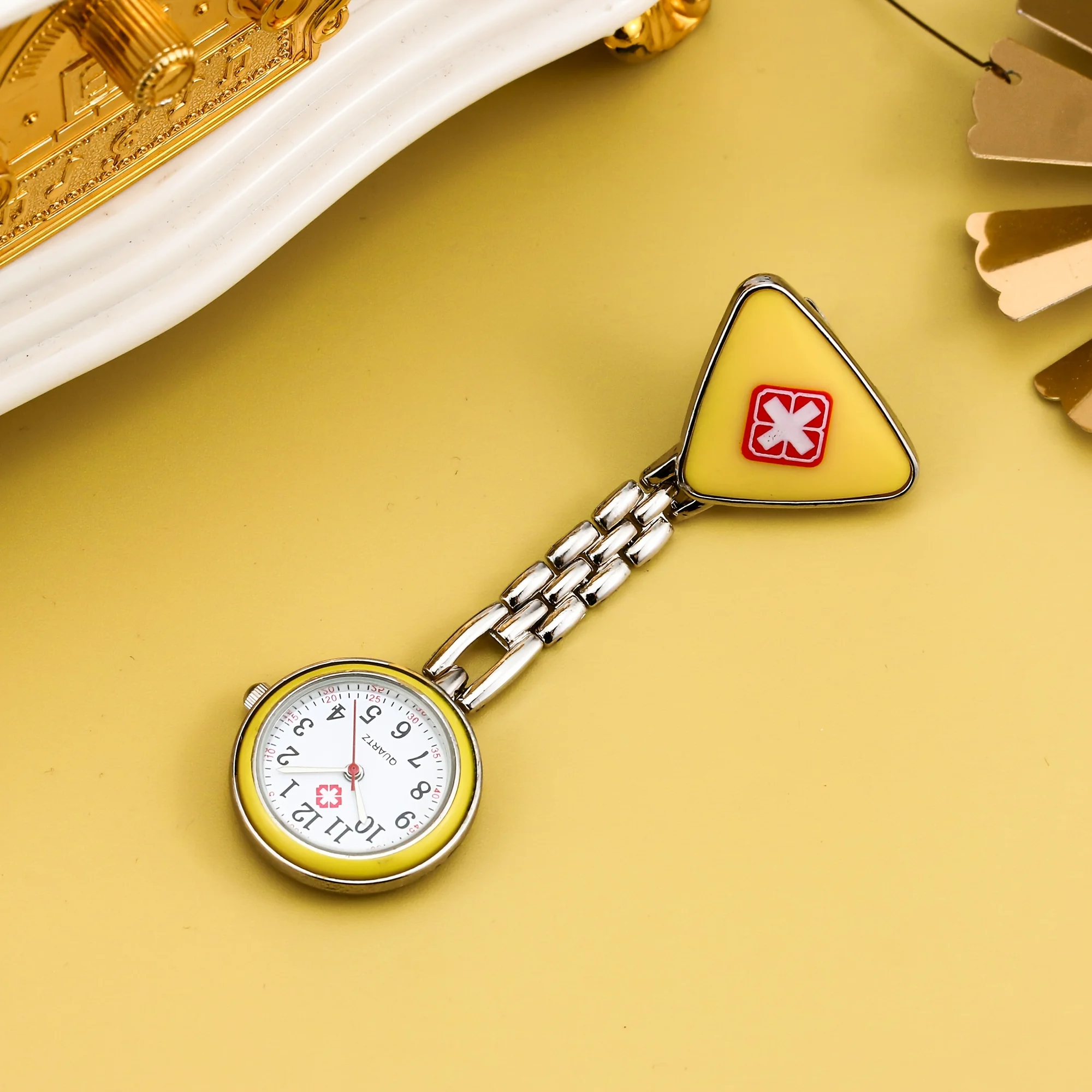 Triangle nurse watch, plastic nurse watch, student exam pocket watch, needle pocket watch, triangular chest watch, medical