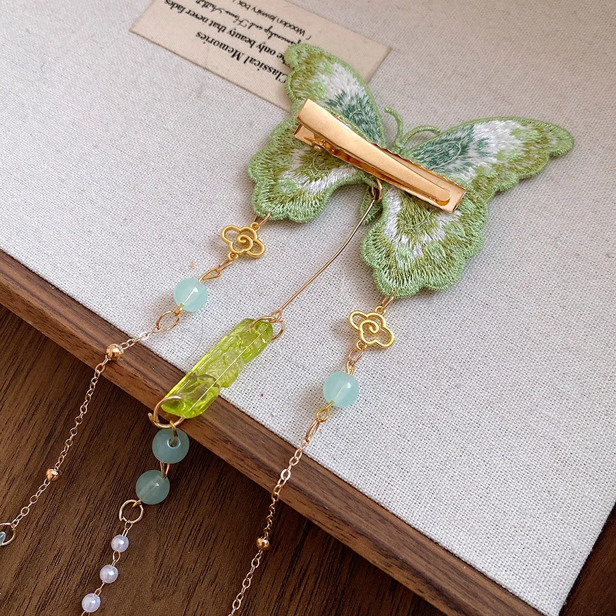 Grüne bestickte Schmetterlings-Haarspangen für Damen – Neuartige chinesische Retro-Haarspangen mit Harzperlen und Quasten im Entenschnabel-Stil für Hanfu und Cheongsam – Detail 8