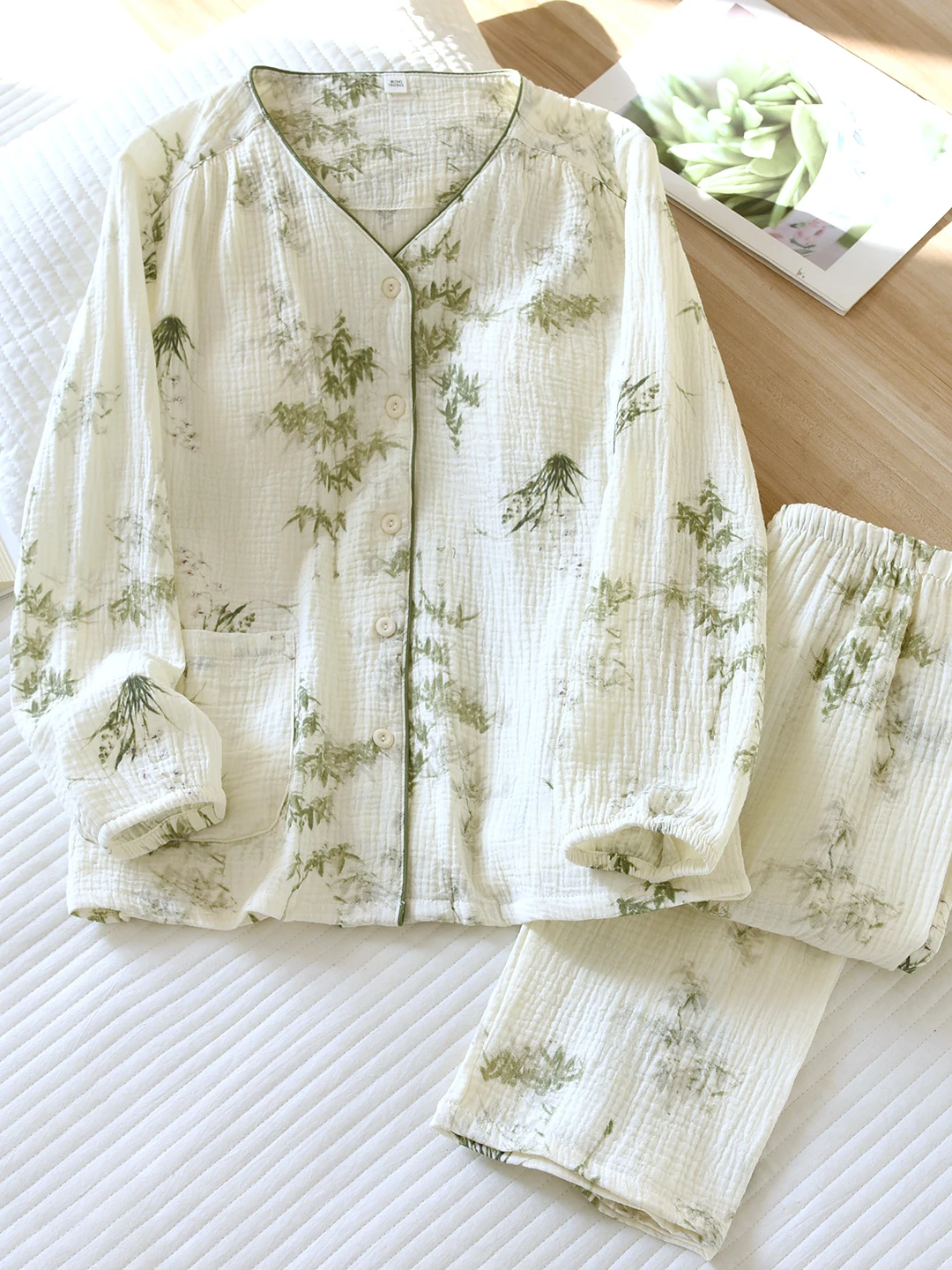 Pure Cotton Sleepwear Women's Spring Summer Double Layer Gauze Long Sleeve with Chest Pad Thin Home Clothes Set V-Neck Cardigan