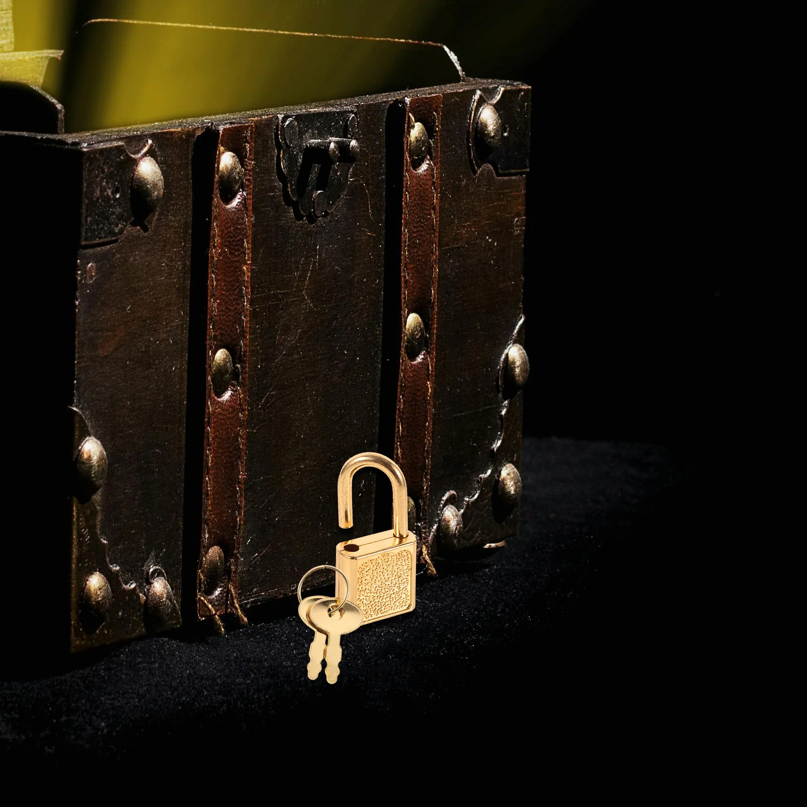 

10 Sets Mini Pirate Lock Key Set Small Golden Vintage Padlock for Diary Jewelry Storage Box Treasure Chest Accessory