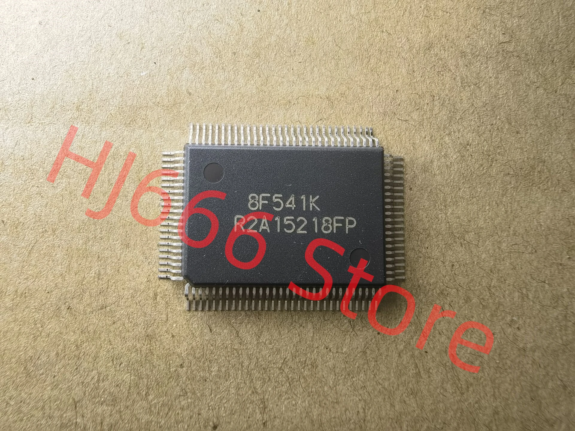 

1pcs R2A15218FP QFP