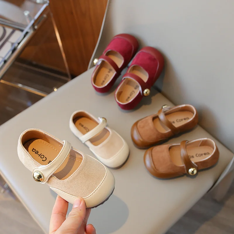 

Легкие туфли Мэри Джейн для девочек, летние детские милые модные прогулочные туфли на металлической подошве, мягкие повседневные повседневные сандалии принцессы