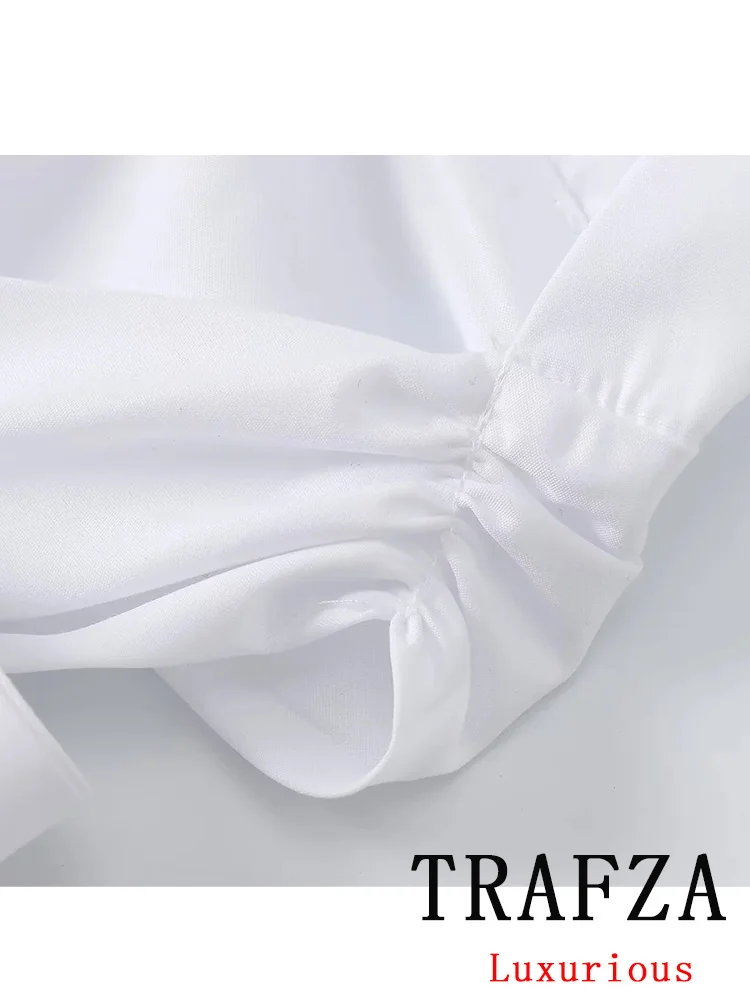 TRAFZA Vintage Casual Sexy Chic Women Tops White Solid Deep V-Neck Bow Belt Backless Sleeveless Vest Fashion 2024 Summer Tops