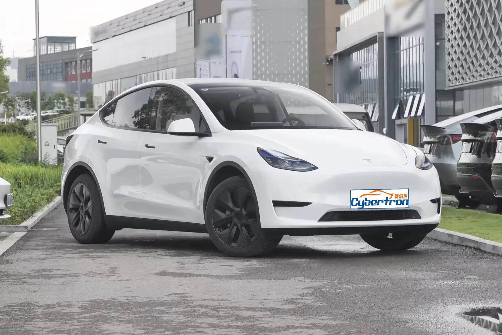 2024 Tesla Model Y New Energy Vehicles Top Sale Pure Electric SUV 554KM 688KM 615KM 0KM Used New Cars Made in China for Export