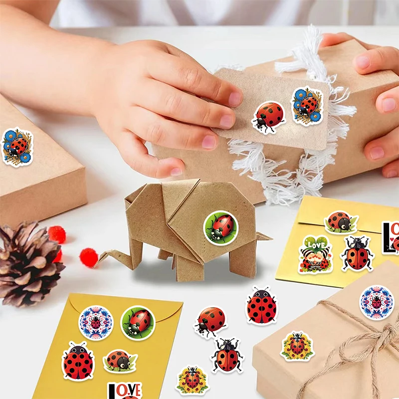 500PCS Ladybug Stickers Roll Aesthetics Cute Cartoon Insect Decals Roll Party Supplies Decoration Waterproof Insect Label - view 5