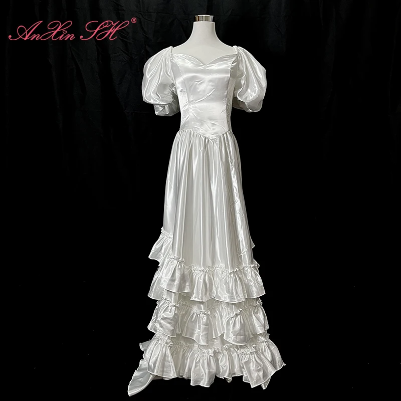 AnXin SH vintage white satin french retro princess sweetheart big puff sleeve ruffles handmade Antique customized wedding dress