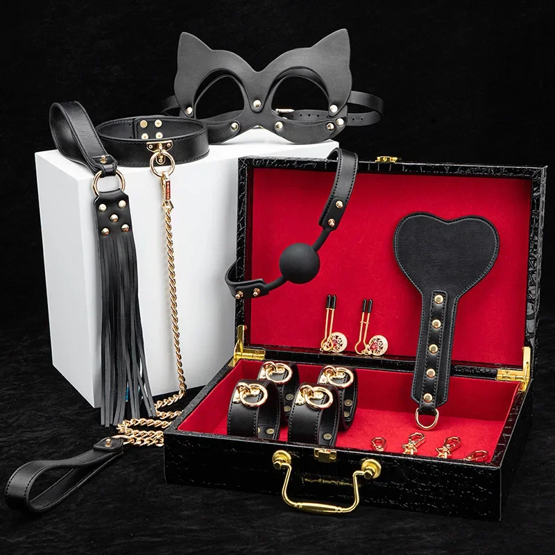 High-end sm props leather 8-piece set with box binding handcuffs traction collar punishment set-up whip adult products.