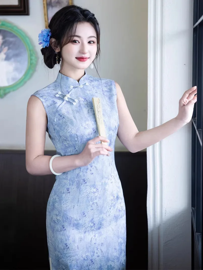 2026 Spring/Summer New Qipao Long Sleeveless New Chinese Style Ink Painting Standing Collar Women's Qipao