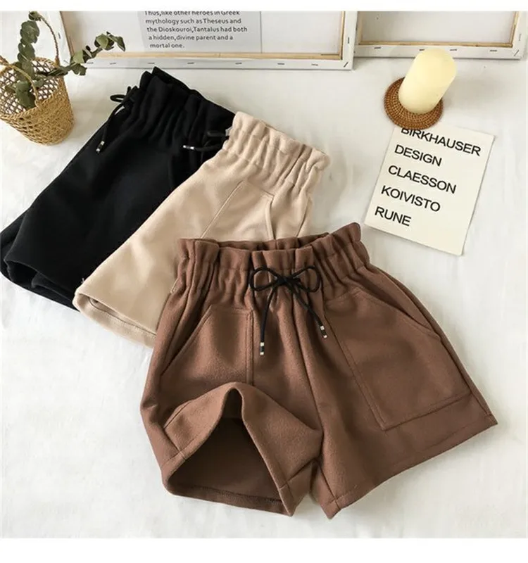 Fashion Autumn Winter Woolen Shorts Women 2026 High Waist New In Retro Elegant Short Pant Korea Loose Solid Trouse Casual Street