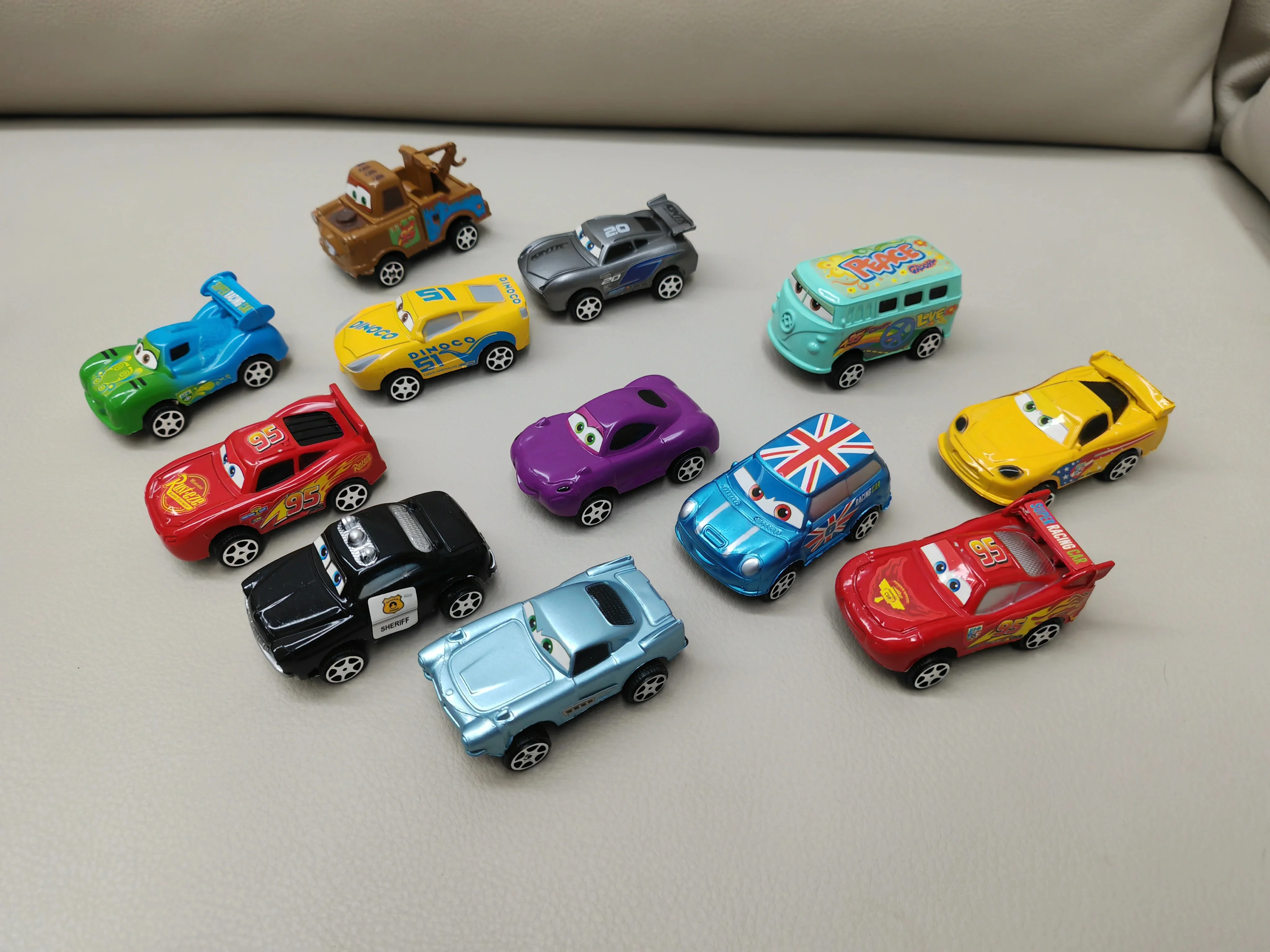 12 قطعة سيارات البرق ماكوين بيكسار القوة الخلفية جاكسون ستورم ماتر نموذج سيارة مرافقة دمية لعبة المركبات هدايا أعياد ميلاد للأطفال