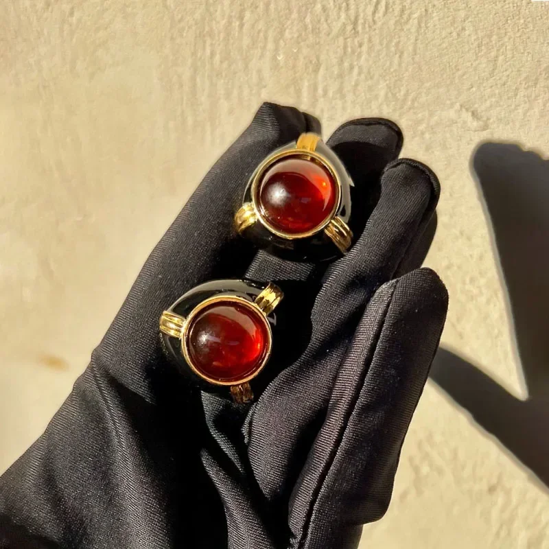 brincos-vintage-de-esmalte-preto-para-mulheres-charme-estilo-palacio-hip-hop-luxo-rubi-triangulo-joias-finas-para-casamento