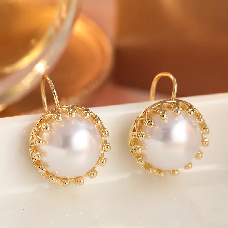 Vintage Luxury Golden Plated Earrings For Women's Inlay Synthetic Pearl Gentle Atmosphere Earrings Banquet Party Jewelry