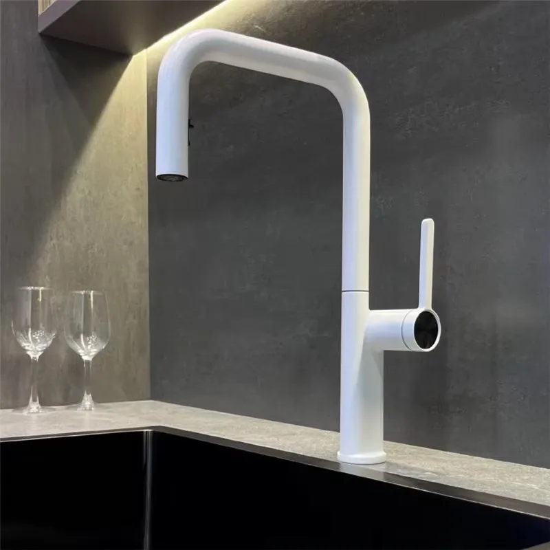 Geborsteld goud Uittrekbare keukenkranen Messing Rose Gold Gootsteenkranen Messing Gootsteenkraan Roterende uitloop Mengkraan Heet koud water Kraan