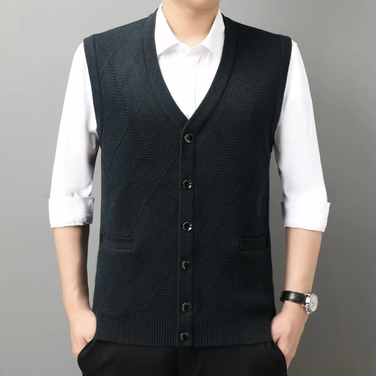 

Мужской вязаный жилет с V-образным вырезом, осенне-зимний, с двойным карманом, ромбовидным узором, приталенный, модный, для работы, качественный, фактурный