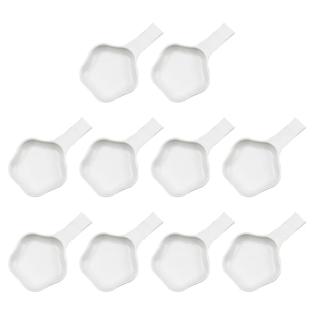 40Pcs Plum Blossom Shape Plastic Ink Dish Plates for Chinese Calligraphy Painting Inkwell Desktop Decoration Study Room
