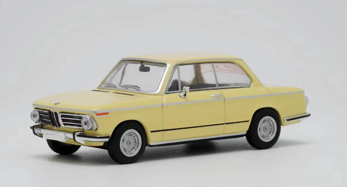 2024 Nieuwe BMW BMW originele authentieke 1:64 legering spuitgieten auto collectie Decoratie Jongen cadeau Kind vakantie verjaardagscadeau