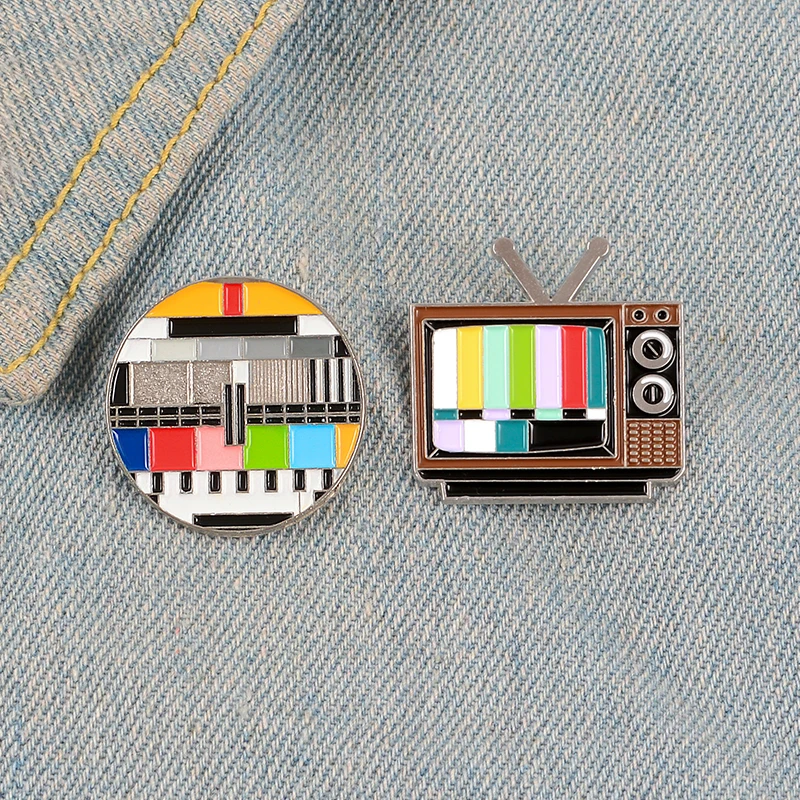 No Signal Enamel Pin Custom Old-school TV Screen Brooches for Shirt Lapel Bag Creative Badge Funny Jewelry Gift for Kids Friends