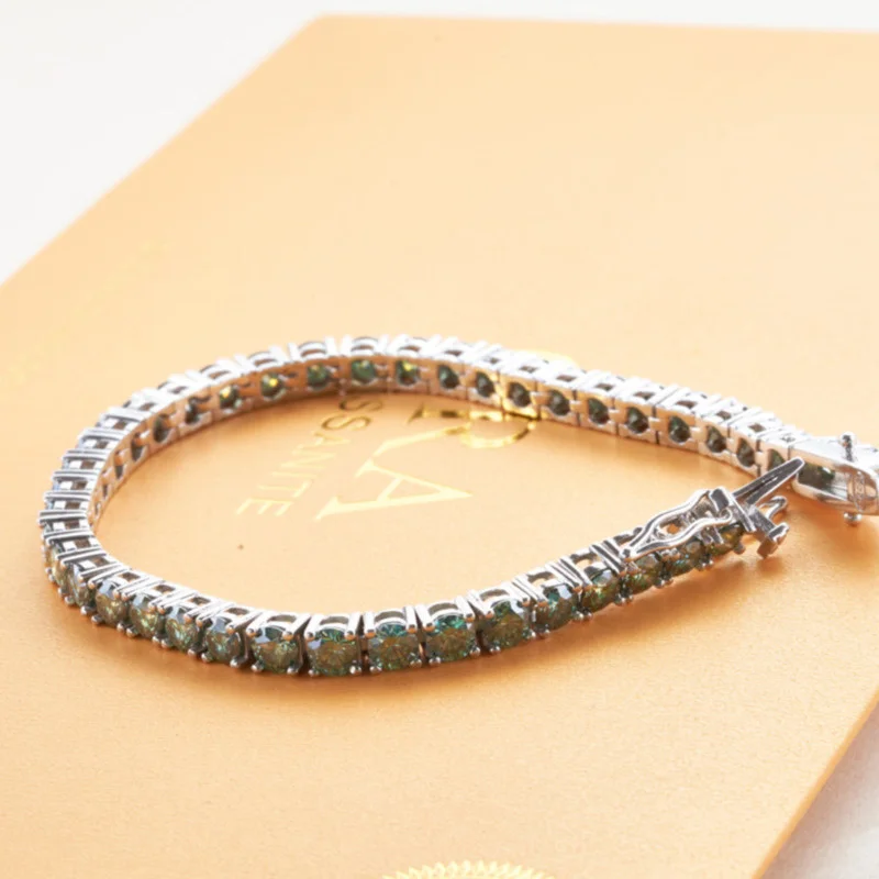 Thumbnail 2 - #84 Best Moissanite Tennis Bracelets to Buy In 2026