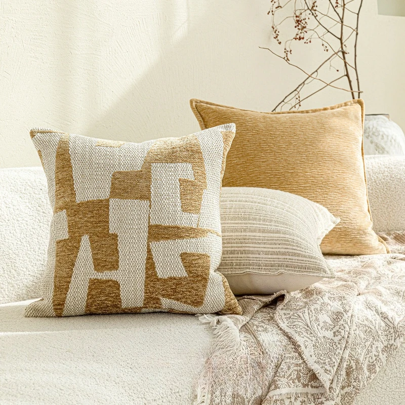 Single-sided houndstooth yellow pillow cover, suitable for living room sofas, bedroom beds, soft decorative lumbar pillow cover