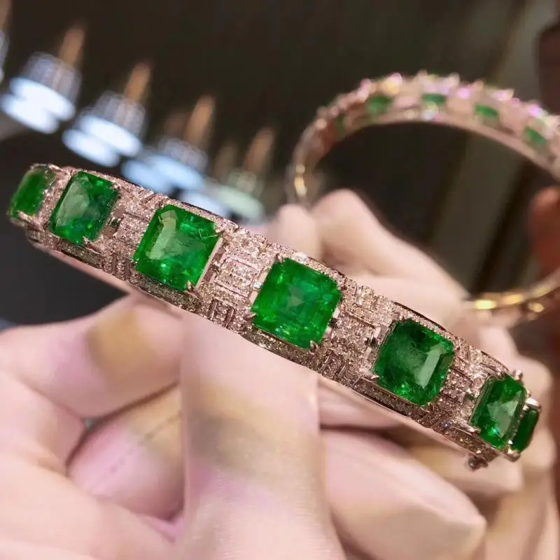 Female Vintage Emerald Bracelet Silver 925 Brilliant Luxury Bangle Ladies Charm Bracelets with Buckle Banquet Party Fine Jewelry