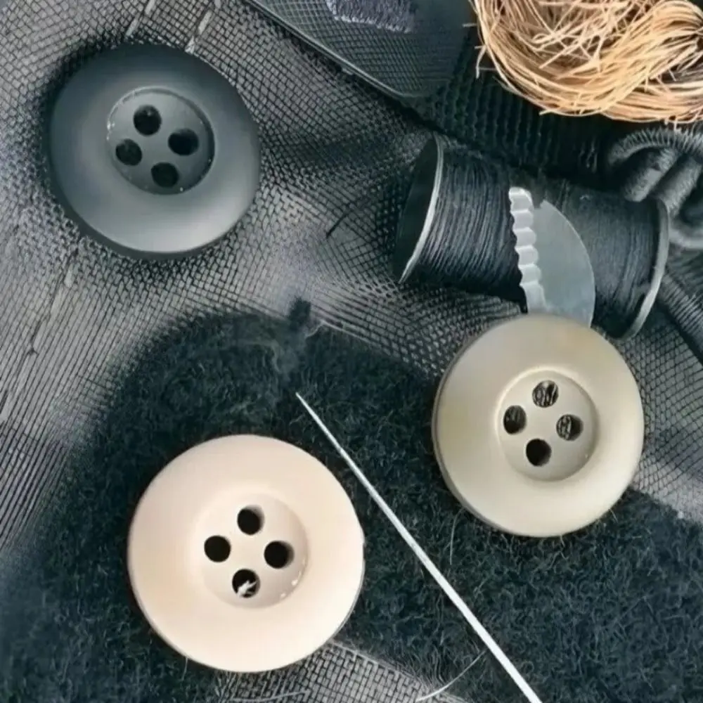 Stainless Steel Bottle Opener Mini Lightweight Button Shape Cutter Button Shape Foldable Foldable Portable Cutter Outdoor