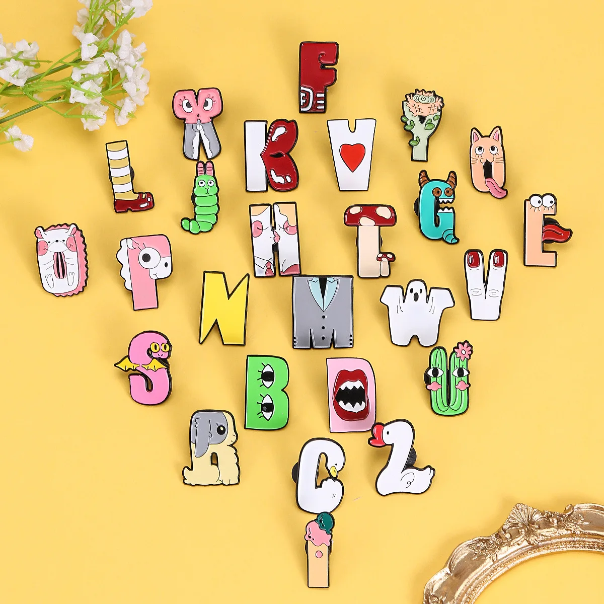 

Cartoon creative 26 letter badge sexy lips handsome suit mini scissors letter series brooch